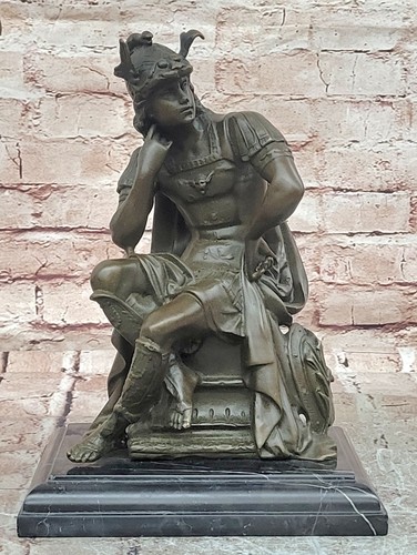 Real bronze metal - metal, statue